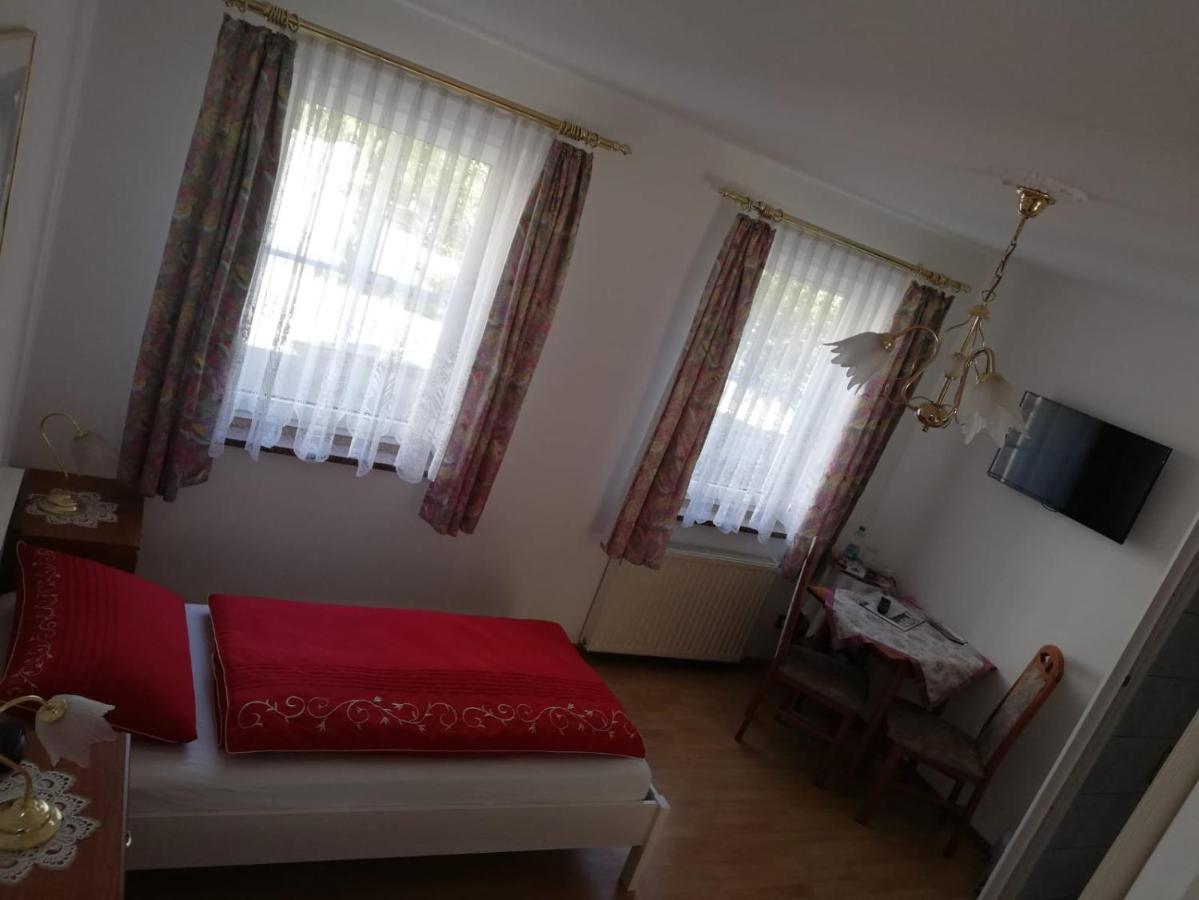 Pension Am Rosental Merseburg Exteriör bild